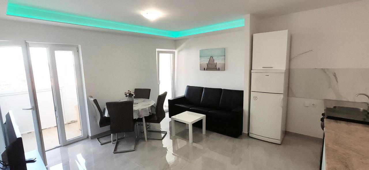 Apartment Dolores Makarska Kültér fotó